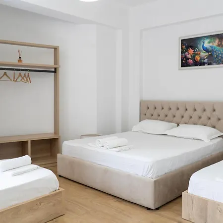 Sun Hotel Sarandë