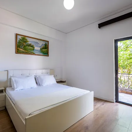 Hotel Sunny Side Sarandë
