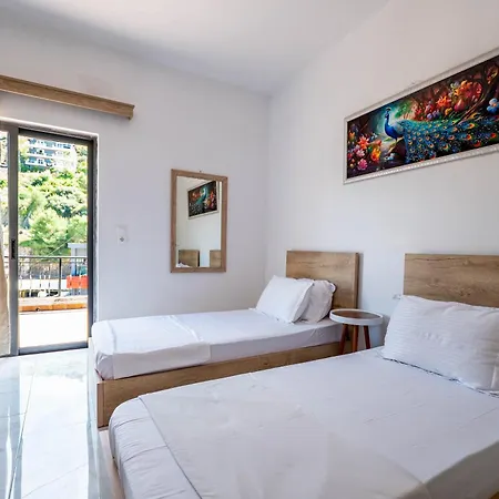 Hotel Sunny Side Sarandë