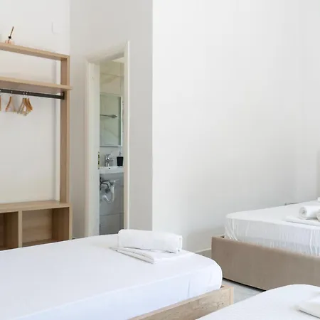 Sunny Side Hotel 3*